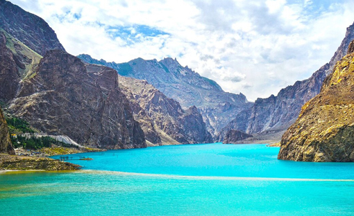 Attabad Lake, Hunza Pakistan